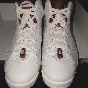 Air Jordan VI Retro Maroon 2015 size 8.5
